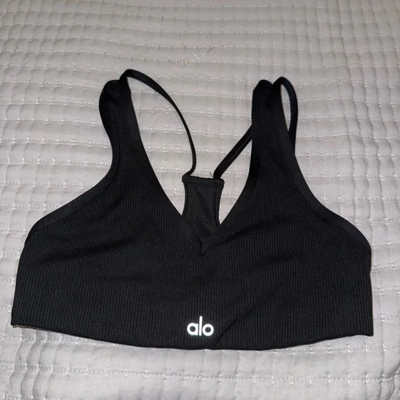ALO Yoga Black Ribbed Sports Bra - Picture 2 of 3